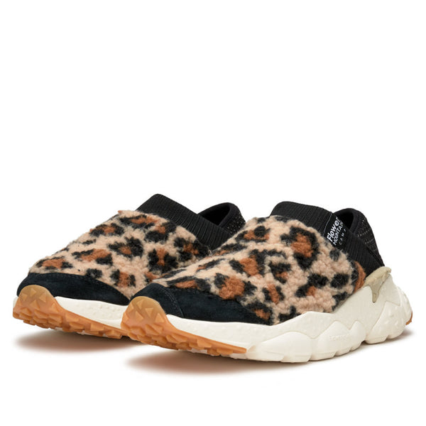 Flower Mountain Camp Woman Moc - Charcoal Grey Animal Print